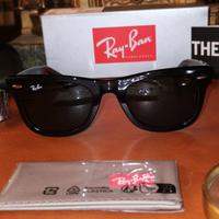 due paia di occhiali da sole RAYBAN 