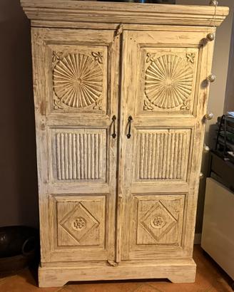 Armadio Indiano Antico