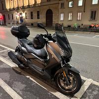 Xmax 400 del 2017 con ABS come nuovo!!