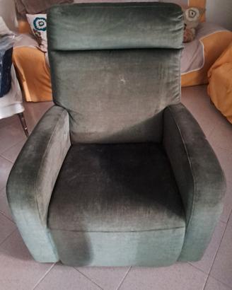Poltrona reclinabile 