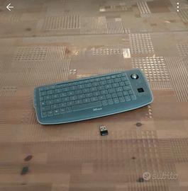 Tastiera bluetooth 