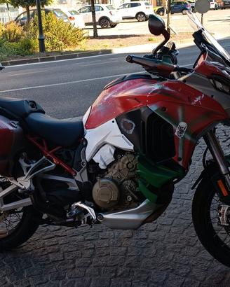 Ducati Multistrada V4S Travel & Radar 