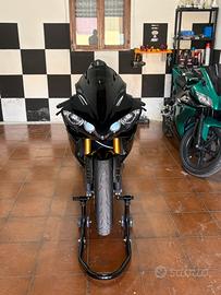 Yamaha r1 16v 2007