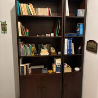Librerie in legno scuro
