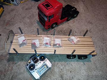 tamiya 1/14 rc scania r620 + rimorchio