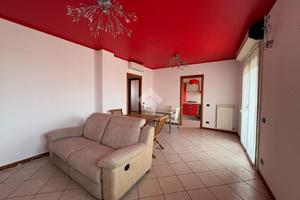 3 LOCALI A CREDARO