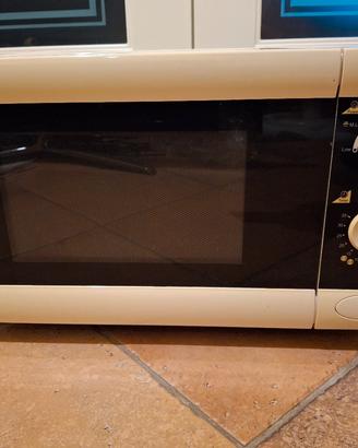 Forno micronde Midea