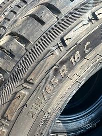 4 Gomme Michelin Agilis3 per furgone
