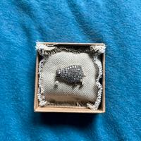 Spilla P. Piovan in oro e diamanti