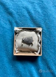 Spilla P. Piovan in oro e diamanti