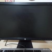 MONITOR PER PC 24 POLLICI