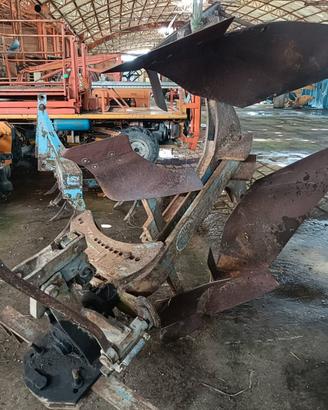 aratro monovomere voltaorecchio meccanico