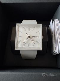 Swatch what if? grey SO34M700
