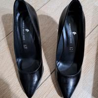 Decoltè nuove. nero in pelle n.36