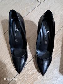 Decoltè nuove. nero in pelle n.36