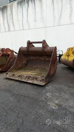 BENNA PER ESCAVATORE MOD.330