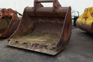 BENNA PER ESCAVATORE MOD.330