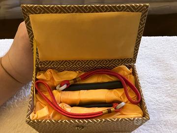 Set in pietra per massaggio asiatico "Gua Sha".