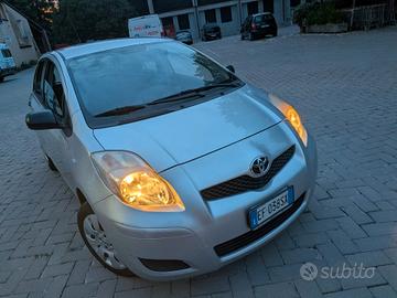 Toyota Yaris 1.0 3 porte Now