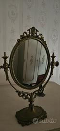 Specchio da cassettiera in ottone