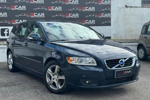 Volvo V50 D2 R-design