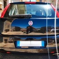 Fiat Grande Punto 1.2 benzina nera 199 per ricambi