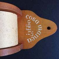 Notes di legno con carta originale vintage