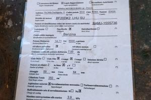 Barca in vetroresina con fuoribordo Honda 20 CV