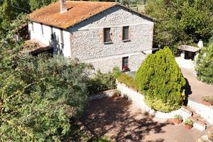 Casale a Amelia