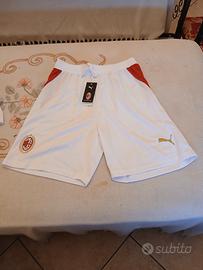 pantaloncini Milan nuovi  2026 27 taglia L 