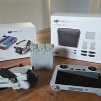 DJI MINI 3 PRO FLY MORE COMBO + DJI RC + Accessori