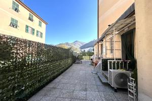 3 LOCALI A SERRA RICCÒ