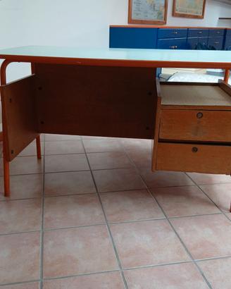Cattedra di scuola elementare  anni 50/60