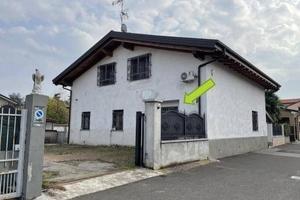 Immobile in asta di 382 m² con più di 5 locali e b