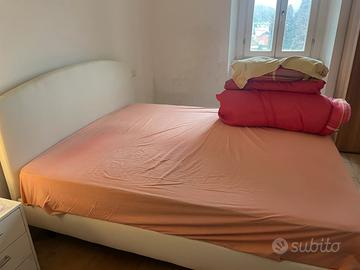 Letto bianco + rete a doghe+ materasso confort
