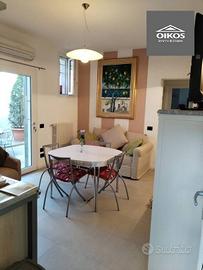 Villa a Desenzano del Garda, 6 locali