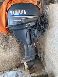 Motore fuoribordo Yamaha
