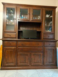 mobile in legno massello 