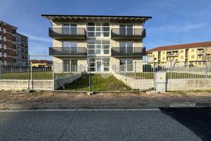 3 LOCALI A STRAMBINO