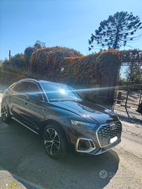 audi q5 anno 2022 Sportback s line 