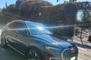 audi q5 anno 2022 Sportback s line 