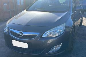 A14NET RICAMBI USATI AUTO OPEL Astra J 2° Serie A