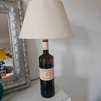 LAMPADA CON BOTTIGLIA
