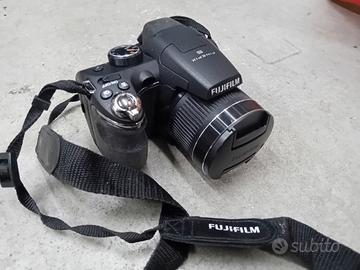 macchina fotografica Fujifilm fine pix s 3200