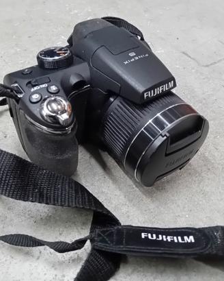 macchina fotografica Fujifilm fine pix s 3200