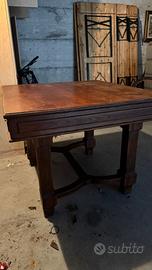 Tavolo antico in castagno