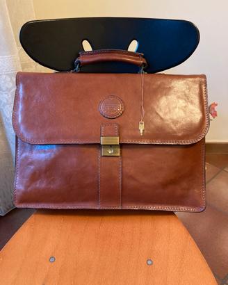 Borsa ventiquattrore in cuoio