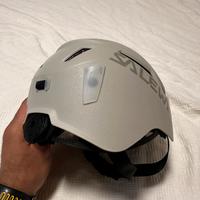 Casco arrampicata