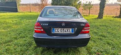 auto mercedes c220 cdi berlina elegance