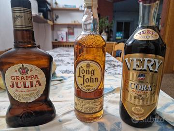bottiglie di whisky 